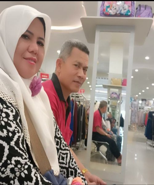 Hj. Endang Susiowati, S. Ag., M. Pd. (Wali Siswa)